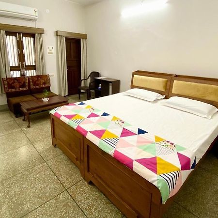Bed and Breakfast Garden View Residency Lucknow Exterior foto